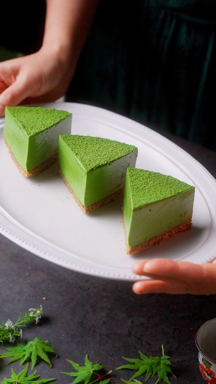 slice of keto cheese cake