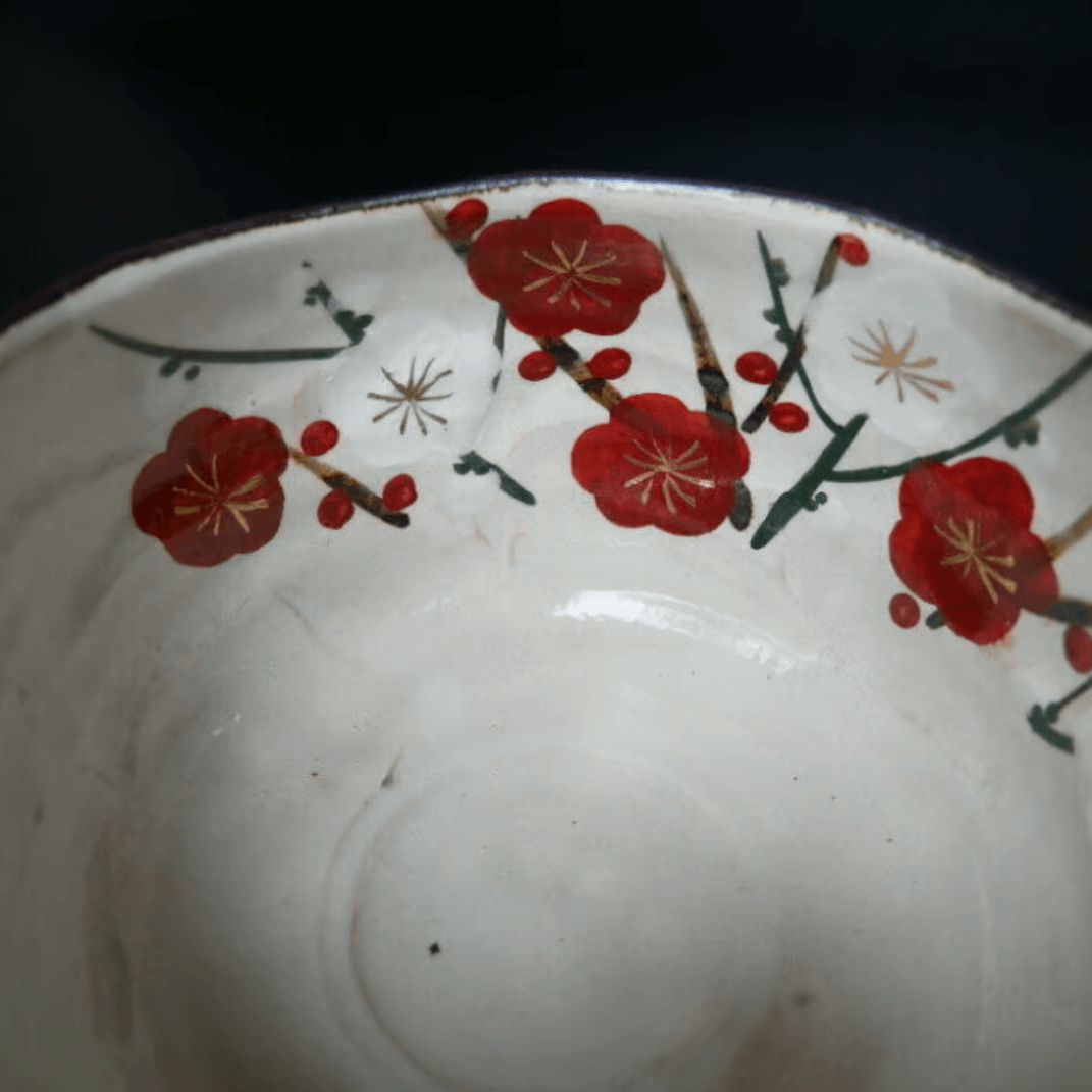 ZENERGY Japanese matcha bowl decorated with red floral patterns for tea ceremonies